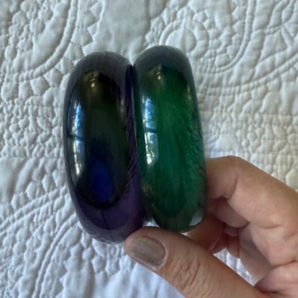 Vintage Bangle Peacock Feather Plastic Bangles - Picture 2 of 7